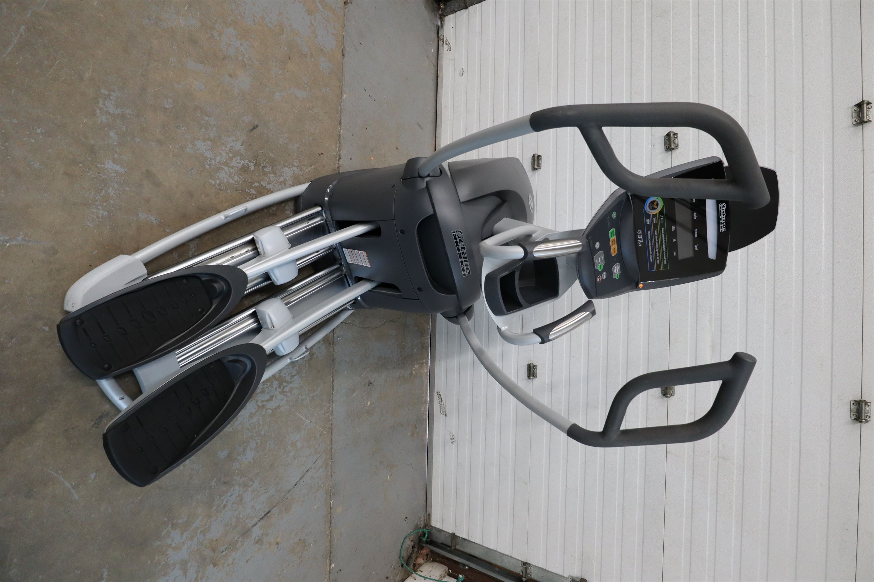 Used Octane Fitness Q37xi F2011G Elliptical